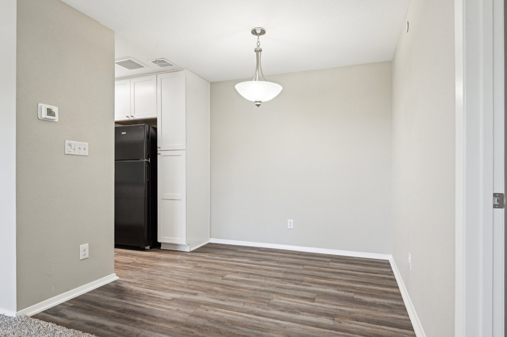 Dining Space at Abbey Glenn Apartments, Waco, Texas