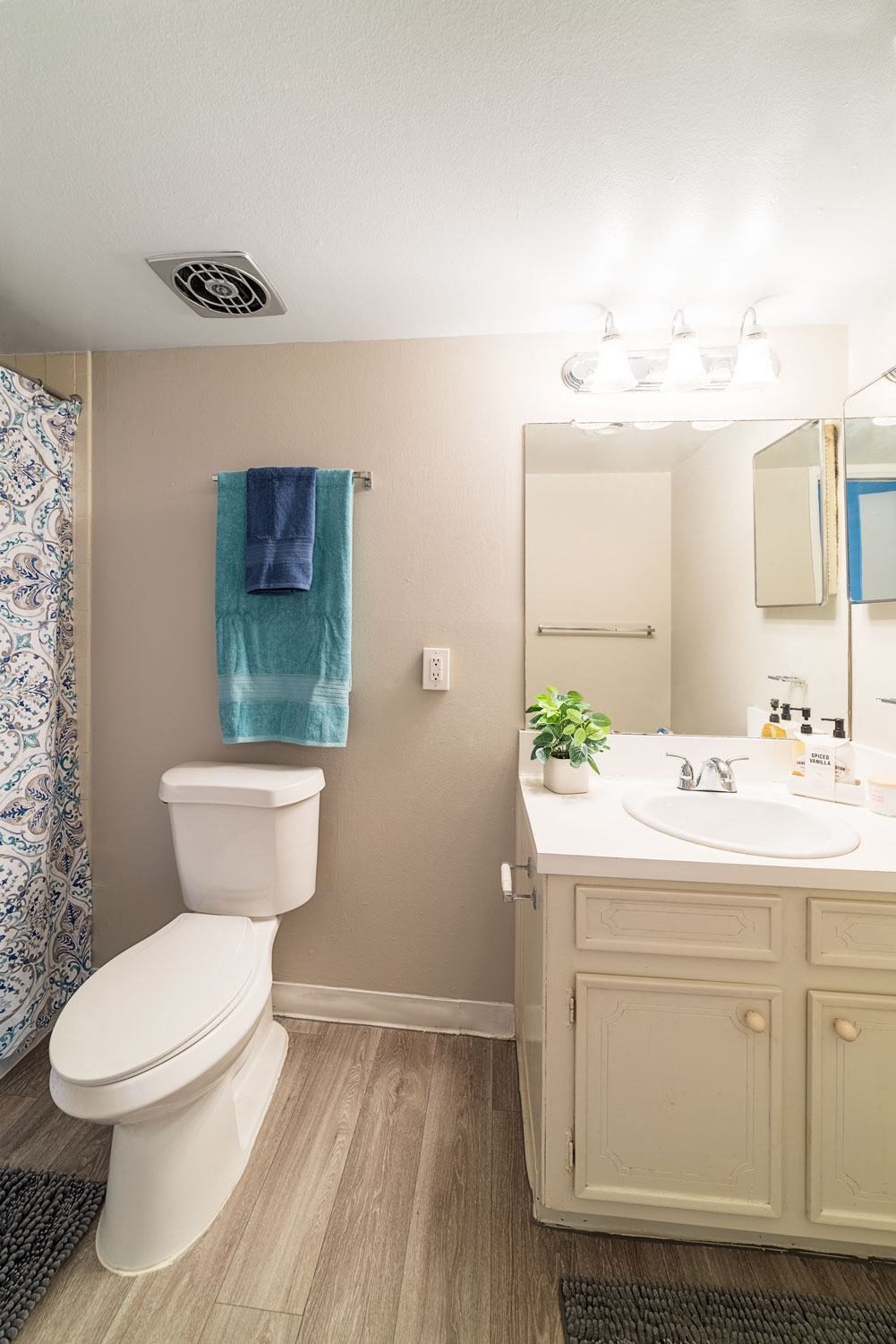 Longfellow Apartments, 1215 Longfellow Drive, Beaumont, TX RentCafe