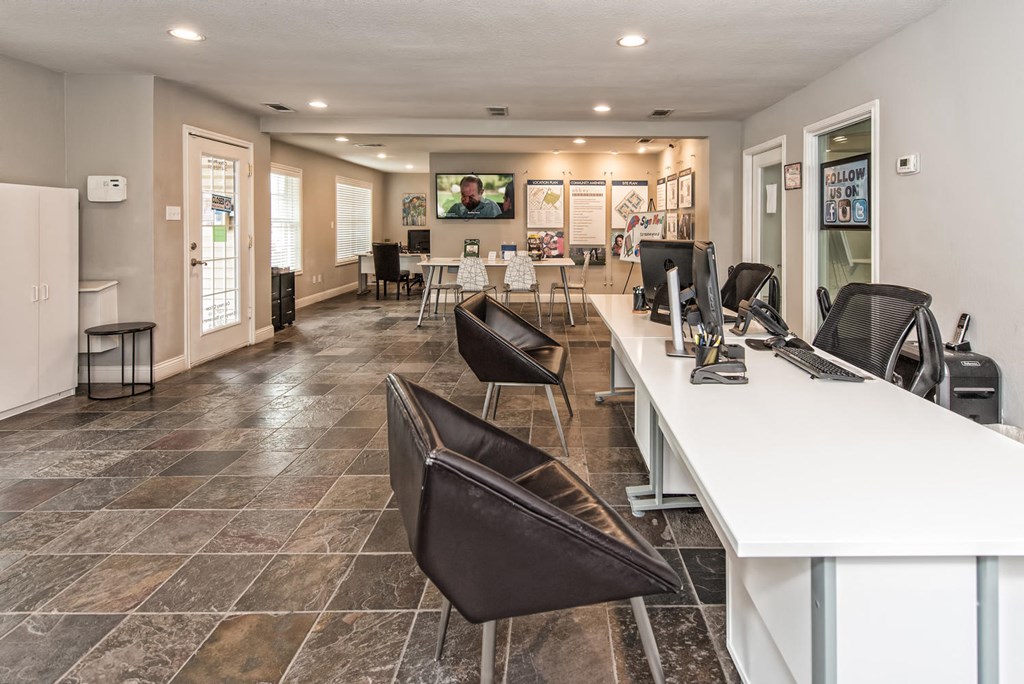 Business Center With Computers at Abbey Glenn Apartments, Waco