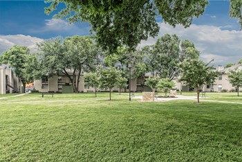 Lush Green Outdoor Spaces Lush Green Outdoor Spaces at Abbey Glenn Apartments, Waco, 76706 - Photo Gallery 4
