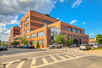 101 Ellwood Exterior - Photo Gallery 2