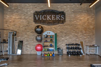 Vickers Roswell Gym - Photo Gallery 5