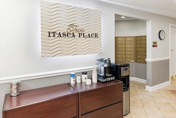 Coffee Bar Coffee Bar at Two Itasca Place, Illinois - Photo Gallery 4