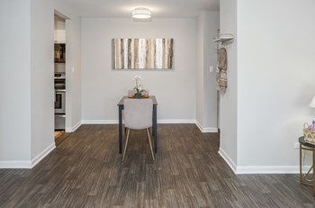 450 Manda Lane 1-2 Beds Apartment for Rent - Photo Gallery 4