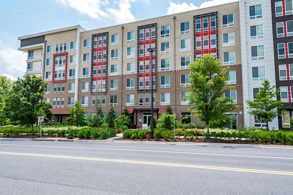 Property Exterior at Ascend Apollo Apartments, Largo, MD, 20774