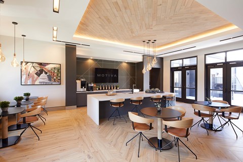 Motiva lounge cafe