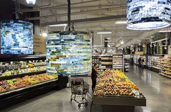 On-Site MOMs Organic Market at Verde Pointe, Virginia