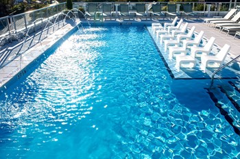 Blue Cool Swimming Pool at Verde Pointe, Arlington, VA, 22201 - Photo Gallery 11