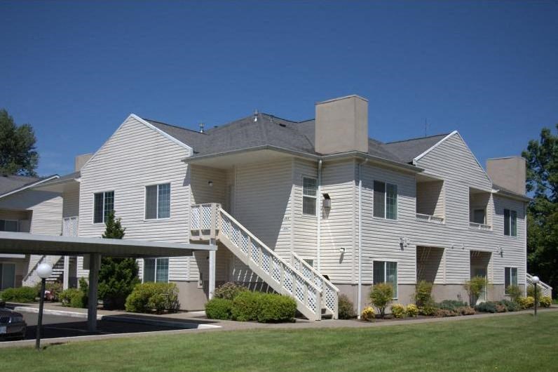 Fountain Valley Apartments, 435 Fountain Valley Way NE, Salem, OR