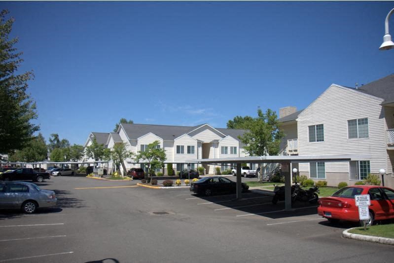 Fountain Valley Apartments, 435 Fountain Valley Way NE, Salem, OR