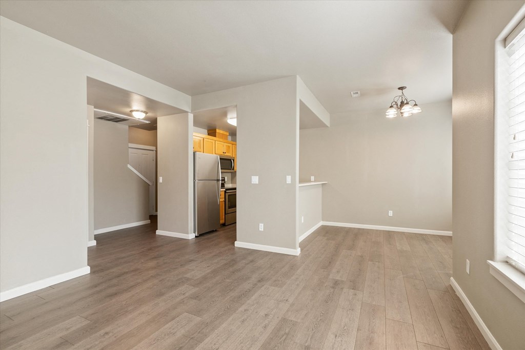 Village at Southern Crossing 2 bed 2 bath Townhbome 1319 sf