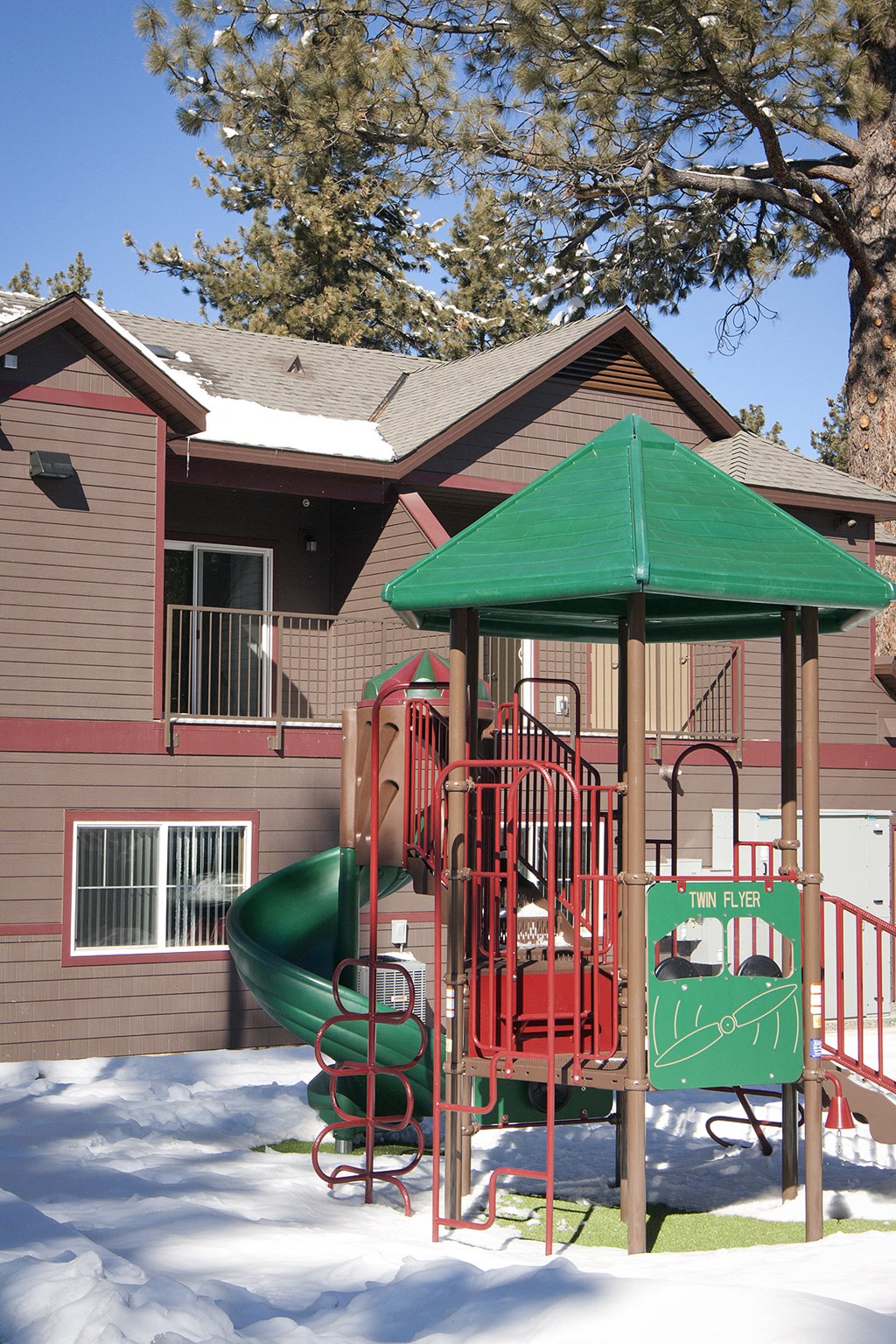 Aspens at South Lake play structure