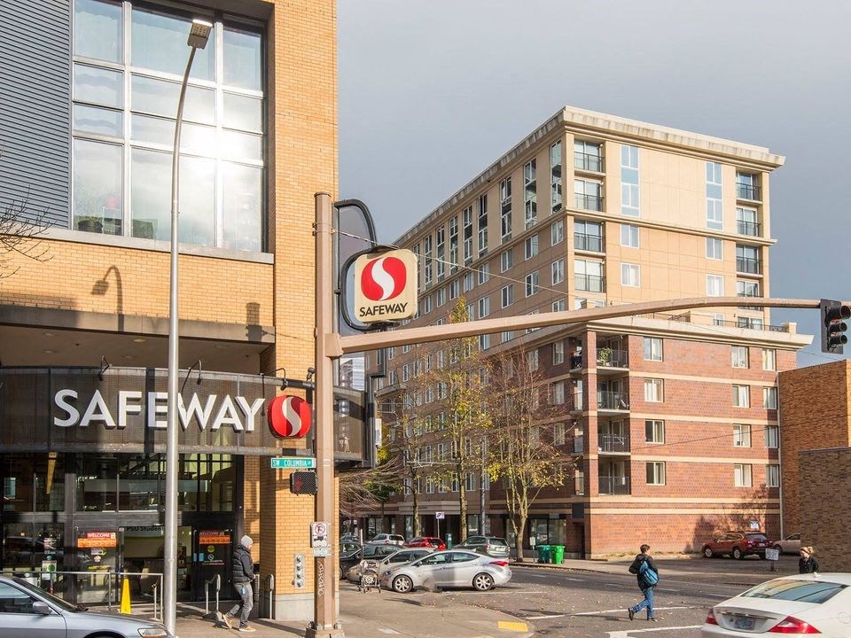 St James nearby Safeway