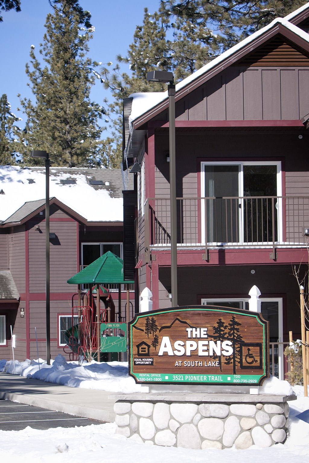 Aspens at South Lake monument sign
