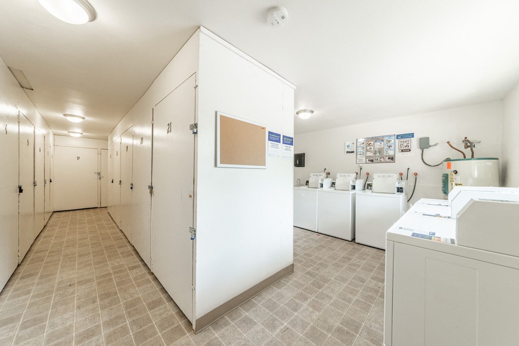 2600 laundry facilities