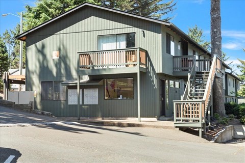 Cedar Crest Townhomes