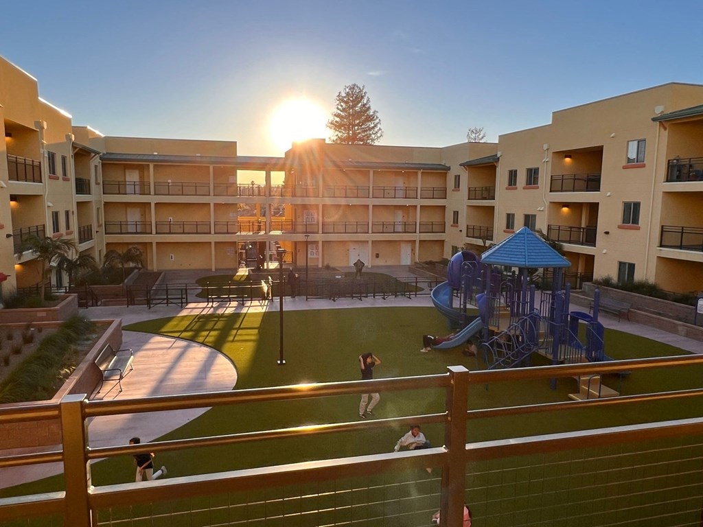 Ocean Street Courtyard/Playground