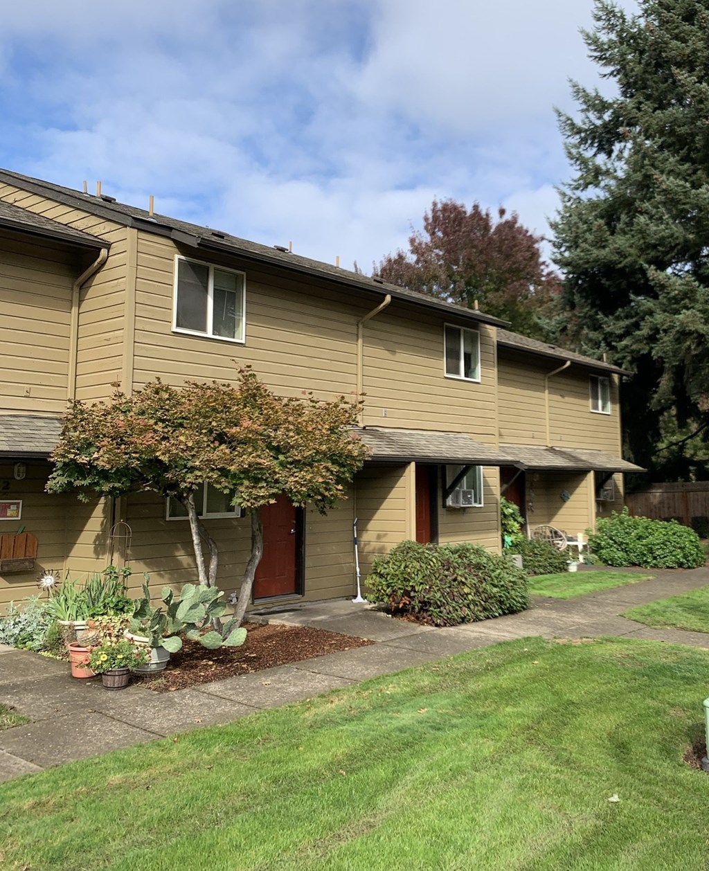 Coburg Road exterkior