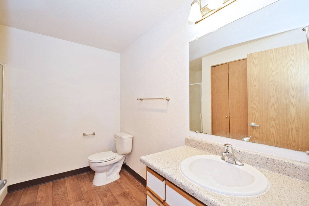 Cherry Ridge bathroom