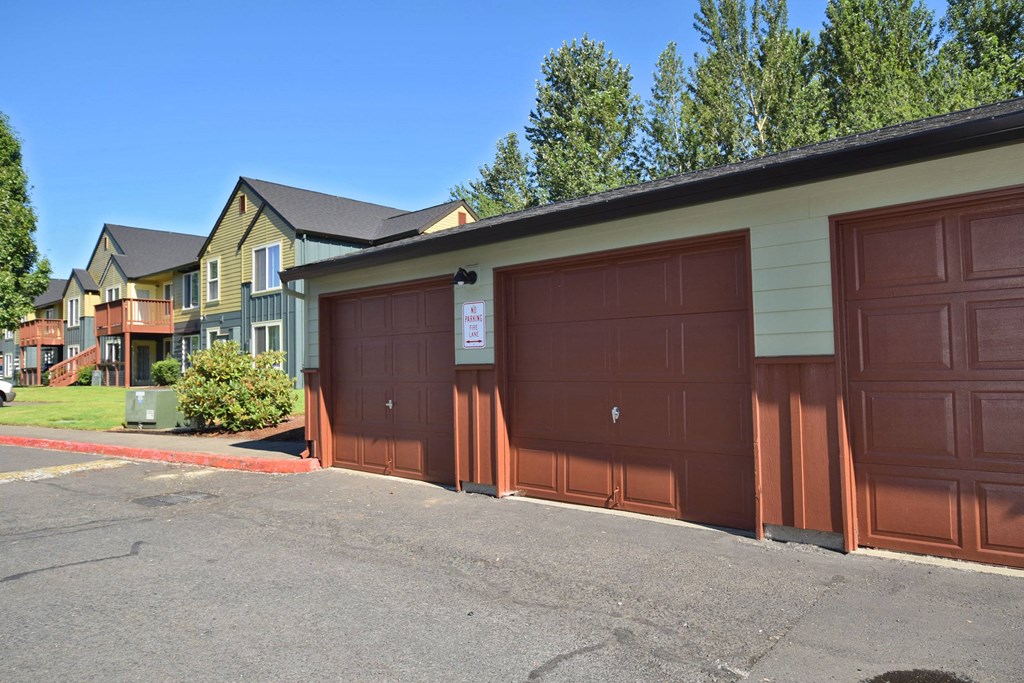 Cherry Ridge Garages