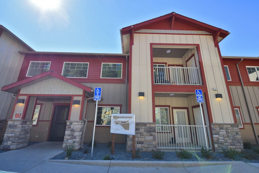 Brunswick Commons Exterior