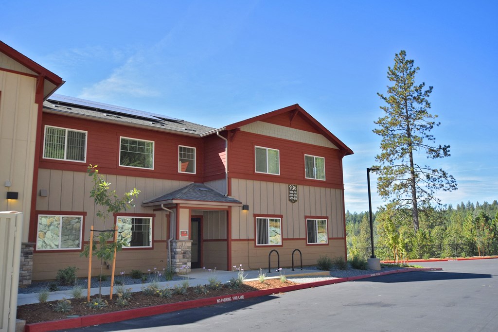 Brunswick Commons Exterior