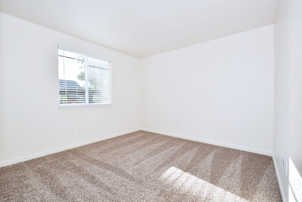 Squires Court Apartments 10555 SE Mather Road Clackamas OR RentCafe Squires Court Apartments 10555 SE Mather Road Clackamas OR RentCafe