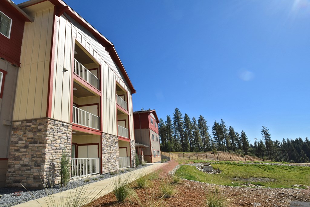 Brunswick Commons Exterior