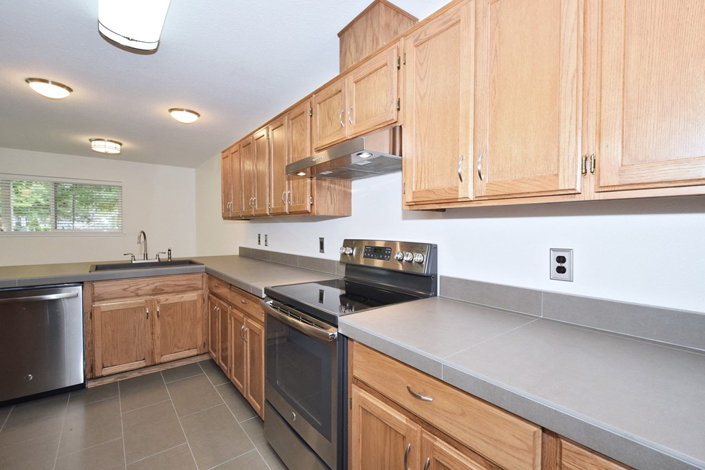 Twin Oaks Apartments kitchen