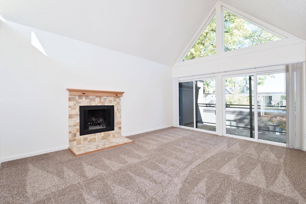 Timberwood: living room with fireplace