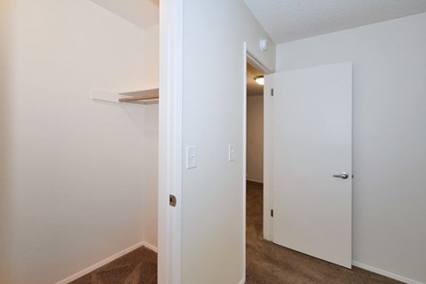 Gardenbrook closet