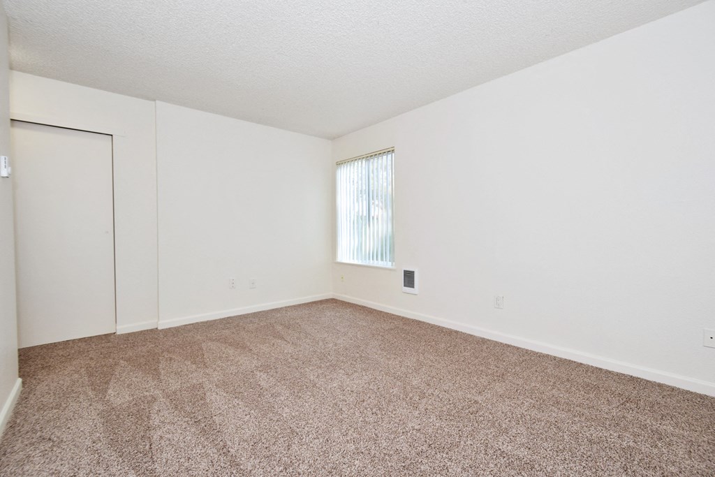 Fountain Park bedroom