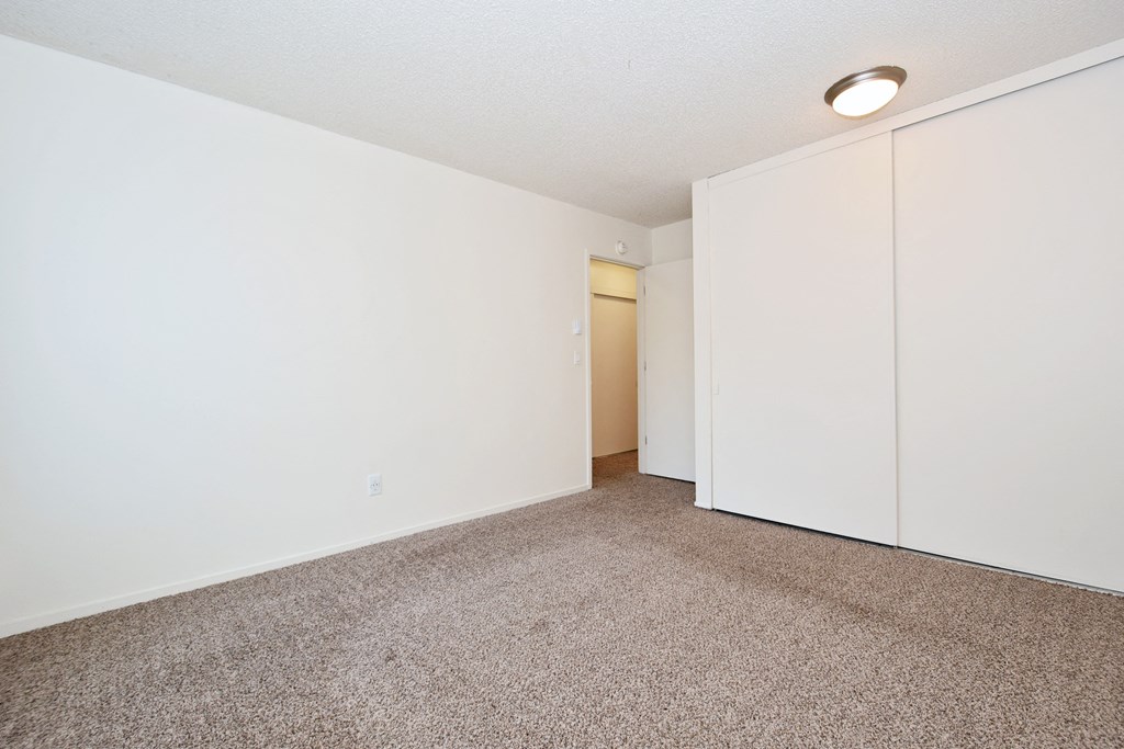 Fountain Park bedroom