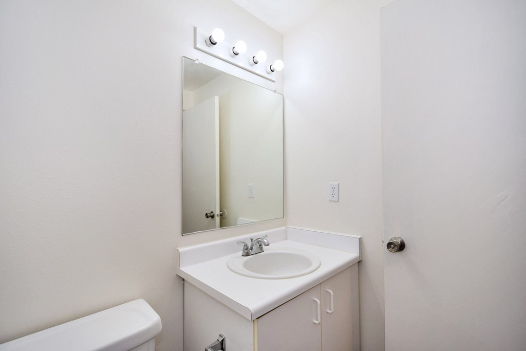 GlenFair Apartments, 14455 E Burnside St, Portland, OR RentCafe