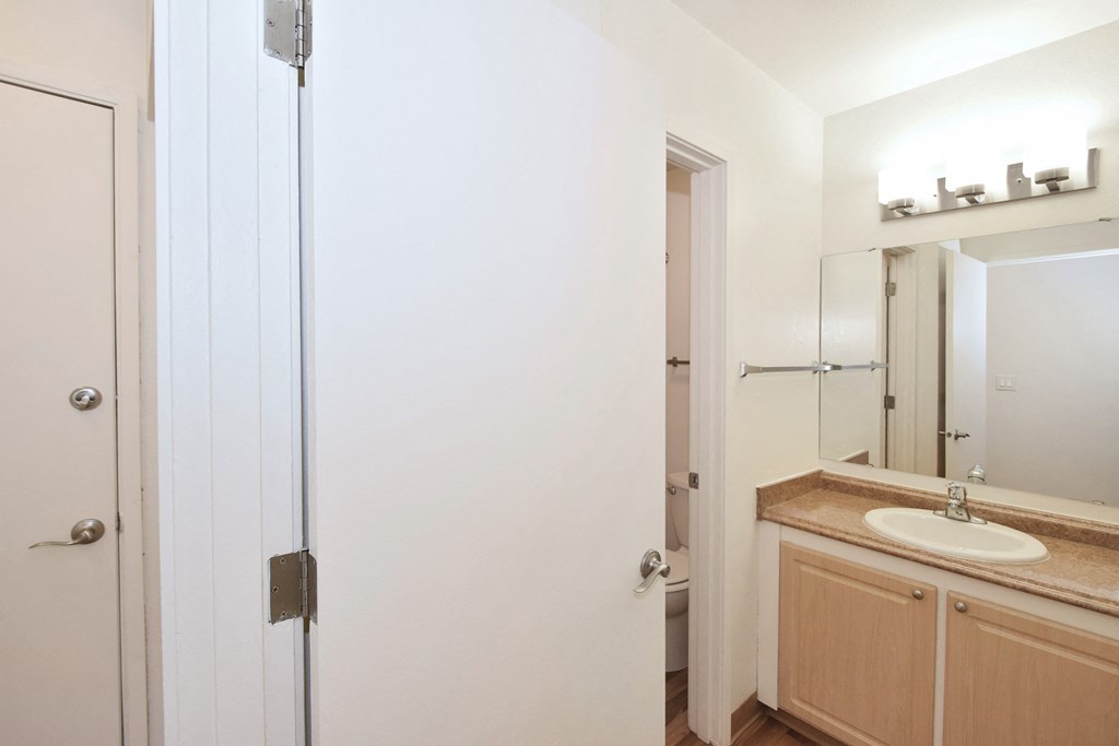 Fountain Park bathroom