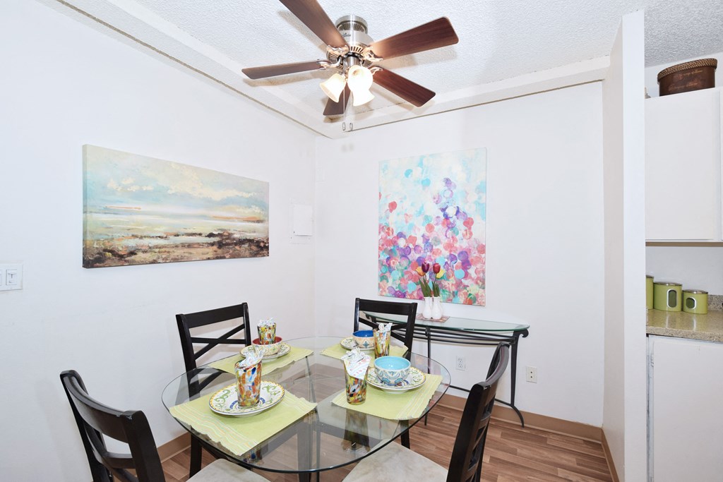 Fountain Park dining room