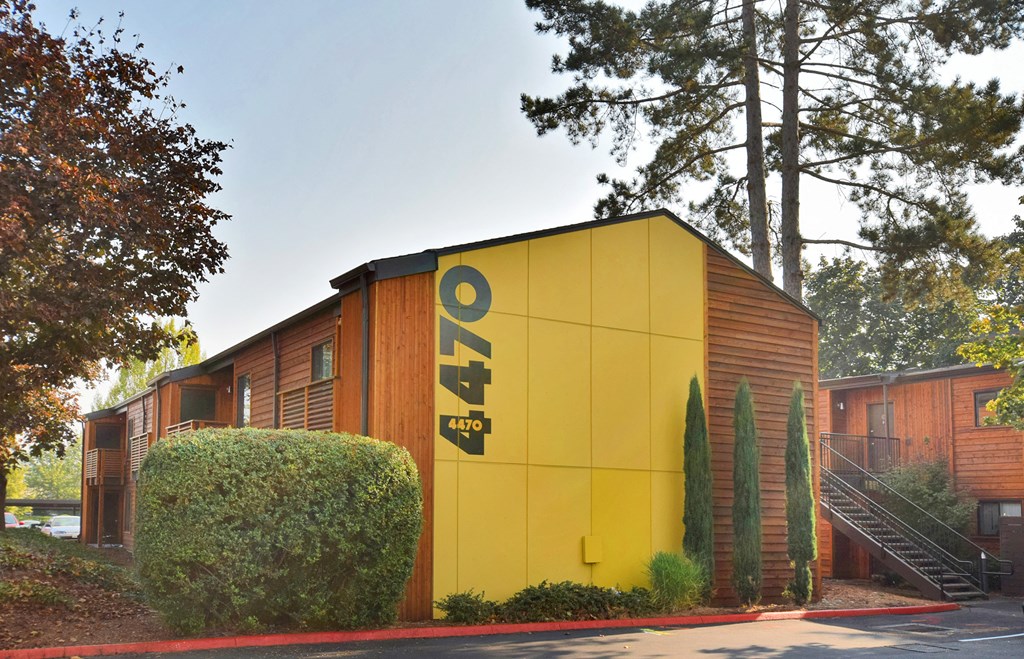 Fountain Park exterior