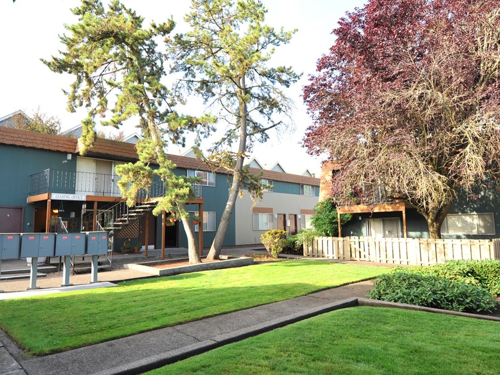 the building where the motel is located