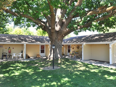 1367 SW 8Th Avenue 1-2 Beds Apartment for Rent