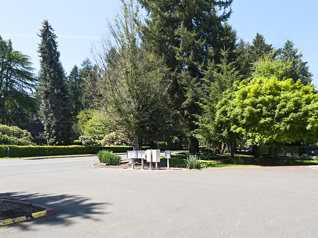 Riverside Villa exterior mailboxes