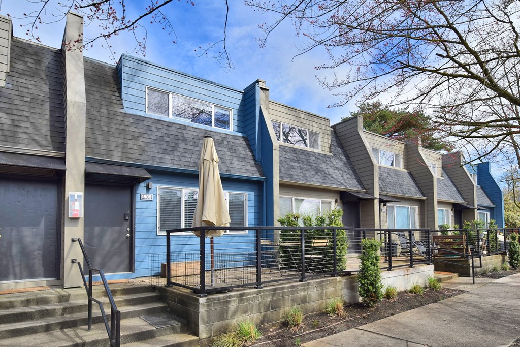 20th and Brooklyn  additional photo for property listing at garches. a superb duplex apartment with a garden gar