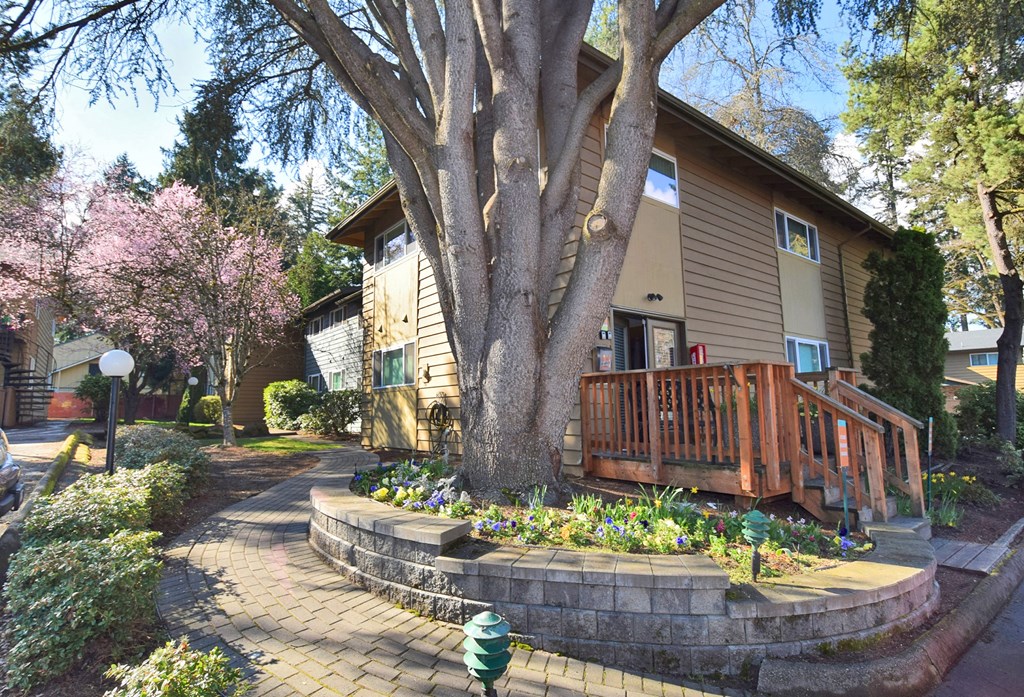 Birnam West exterior