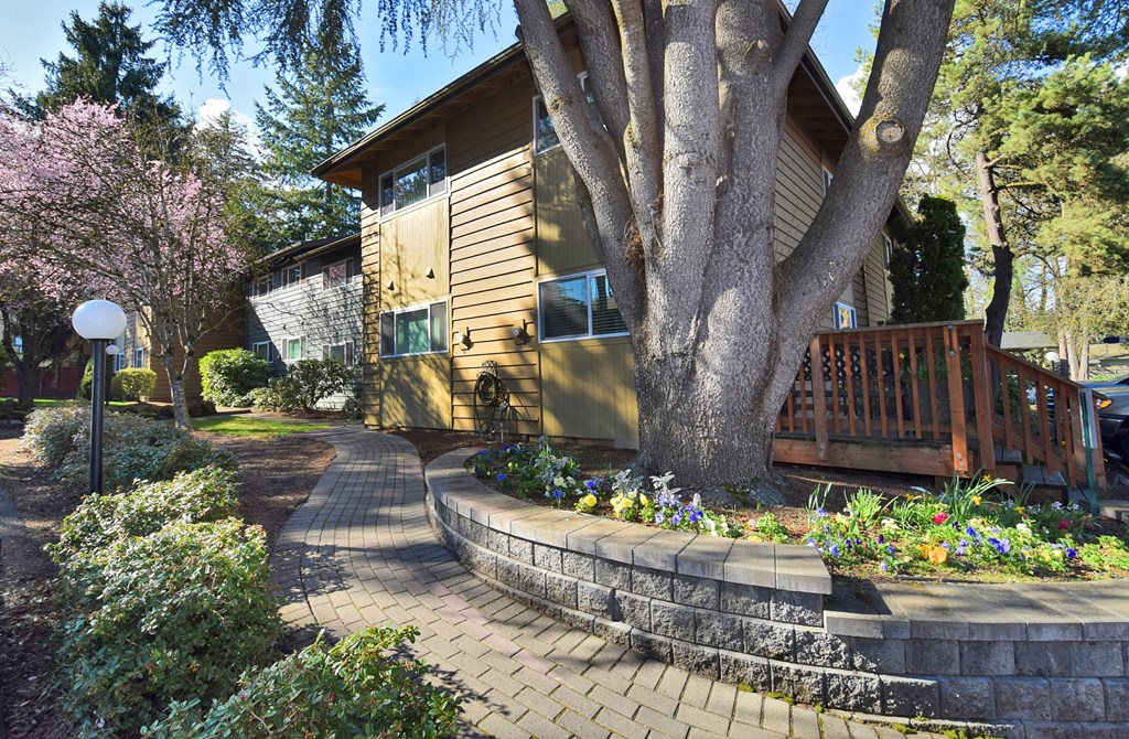 Birnam West exterior