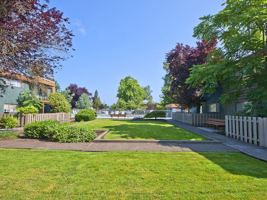 Menlo Manor Apartments, 13720 SW 6th, Beaverton, OR RentCafe