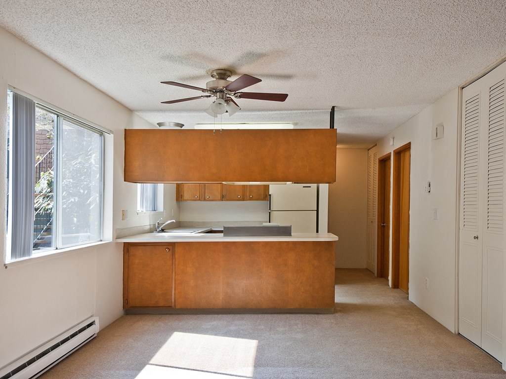 Menlo Manor Apartments, 13720 SW 6th, Beaverton, OR RentCafe