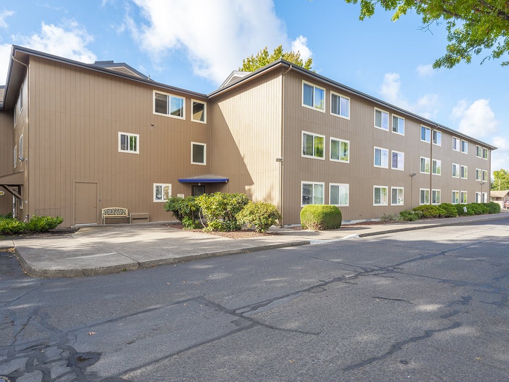 Glenwood Manor exterior