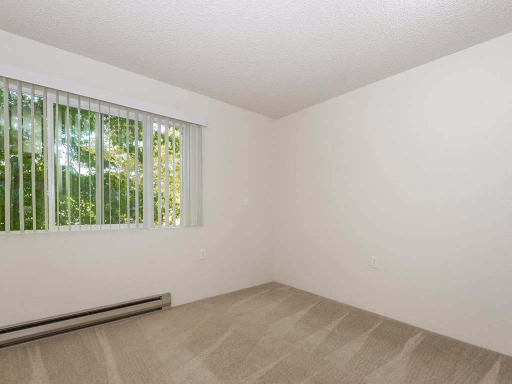 Glenwood Manor bedroom