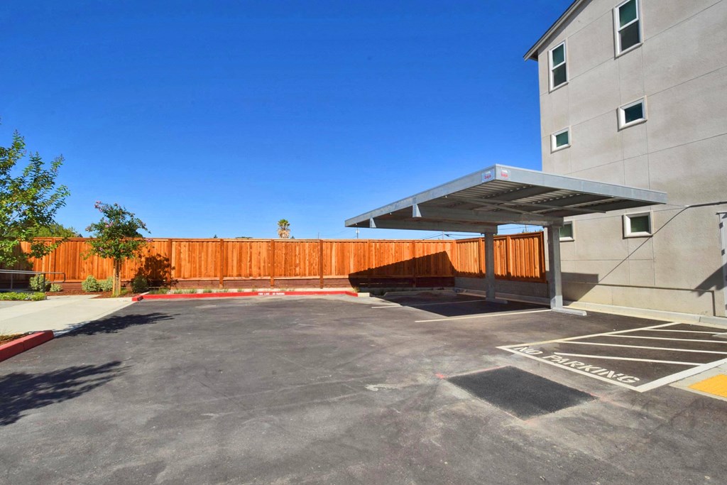 the enclave at homecoming terra vista parking lot