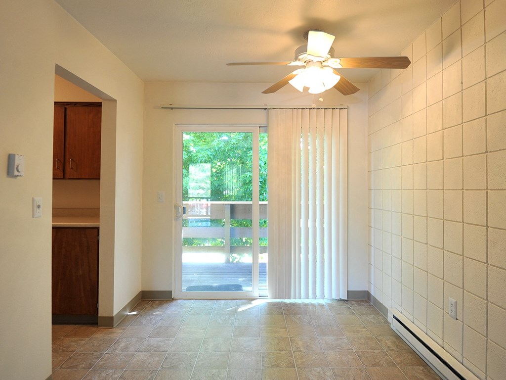 elizabeth anne dining