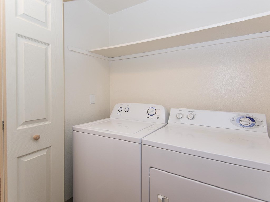 Willow Creek:  a washer and dryer in a laundry room
